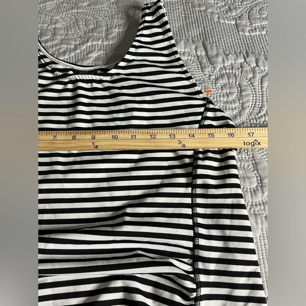 by MOTHERHOOD Black and White Tank Top SIZE M - Picture 7 of 9